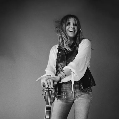 Grace Potter with a guitar