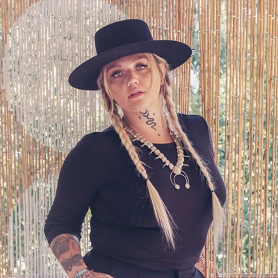 Elle King posing